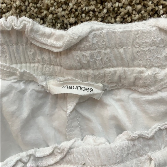 Shorts - Picture 3 of 3